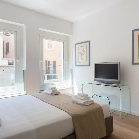 Meravigli 16 - B - Duomo Center Elegant Apartman *
